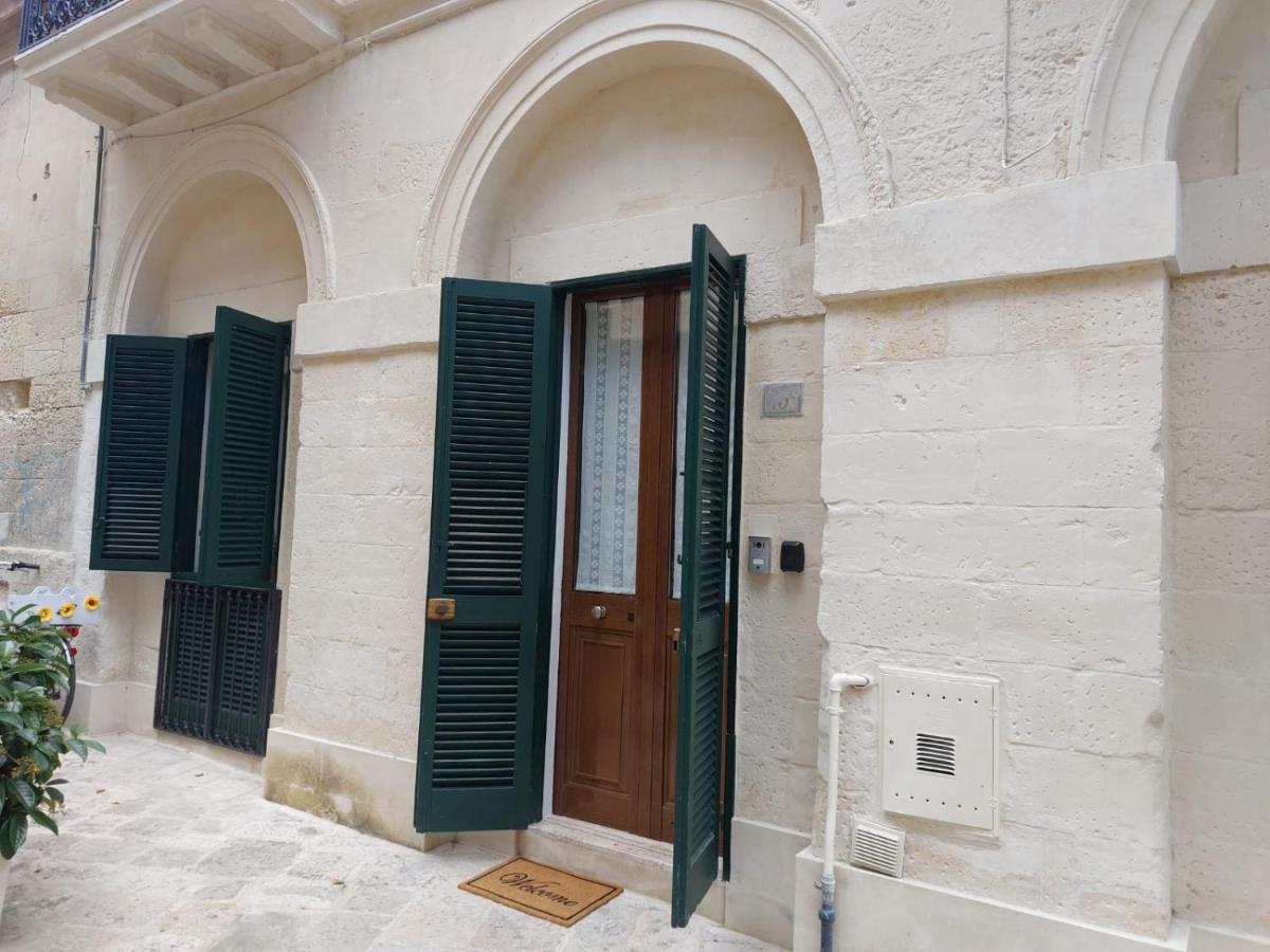 Suite Del Conservatorio Nel Centro Storico Лечче Экстерьер фото